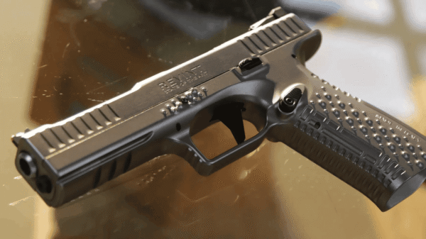 Pistola Revint Ergal Pro - Cal. 9x19mm/.380 5''